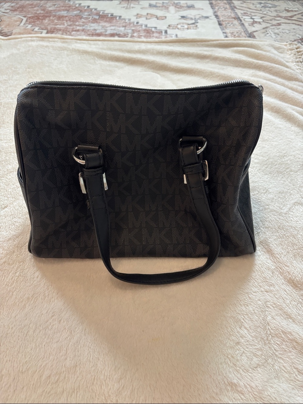 🌺 Michael Kors Black MK Logo Tote with Silver Hardware